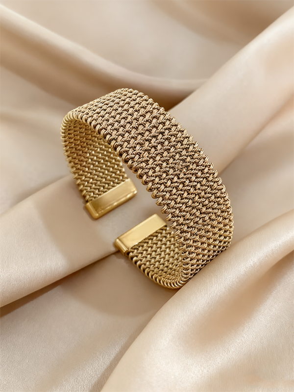 Trendy New Woven Stainless Steel Bracelet With A Golden Touch