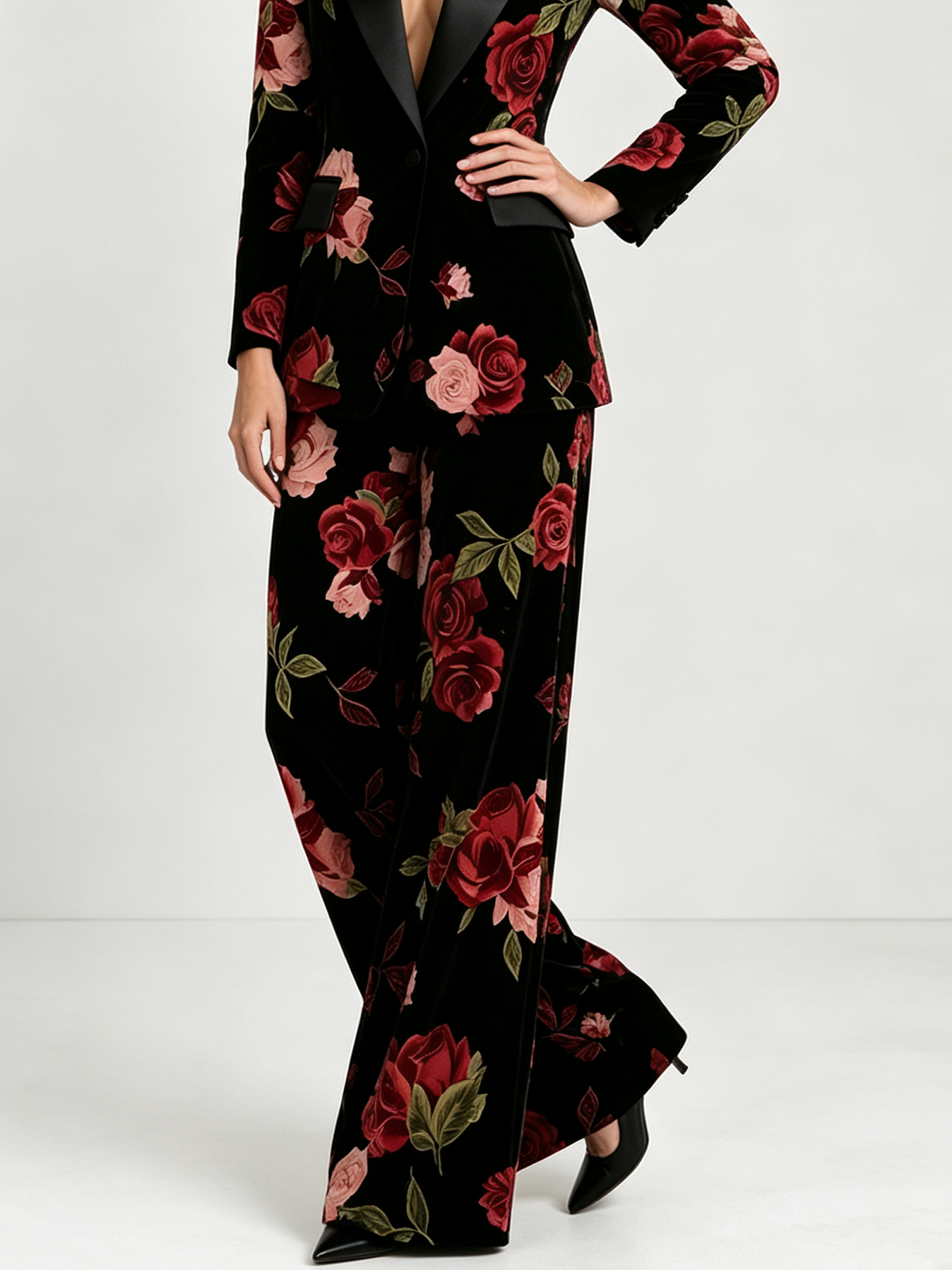 Black Floral Single Breasted Blazer With Satin Peak Lapels And Wide Leg Pants 2-Piece Suit