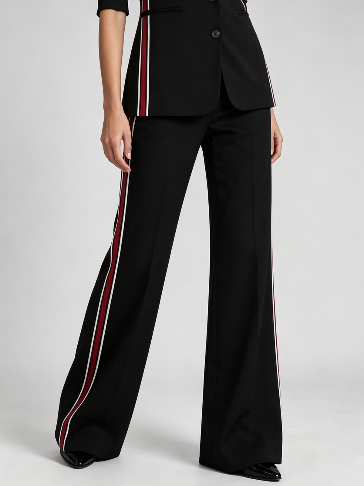 Black Single Breasted Blazer With Notch Lapel And High Waist Flare Pants 2-Piece Suit