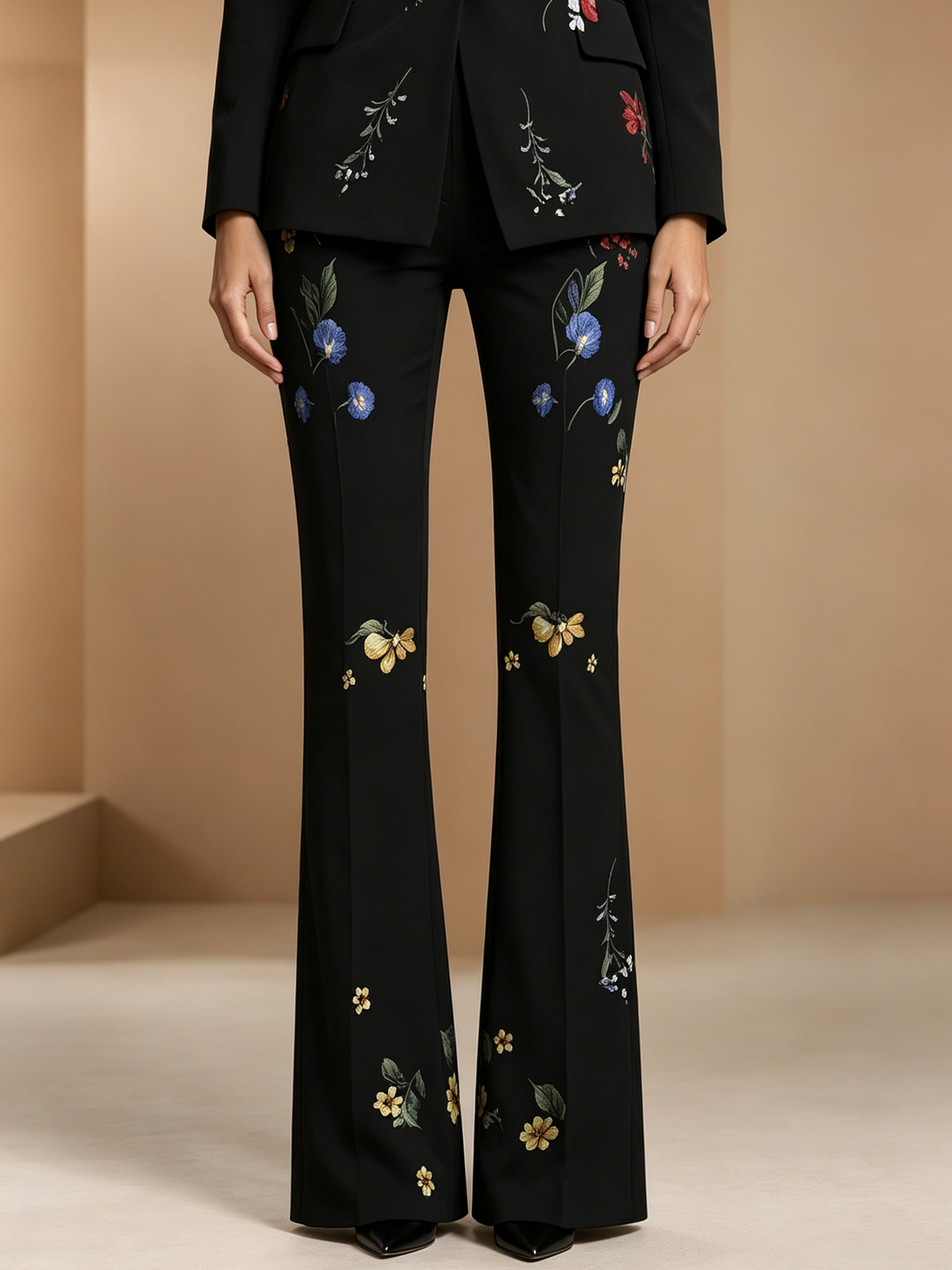 Black Floral Print Blazer With Peak Lapel And High Waist Flared Pants 2-Piece Suit