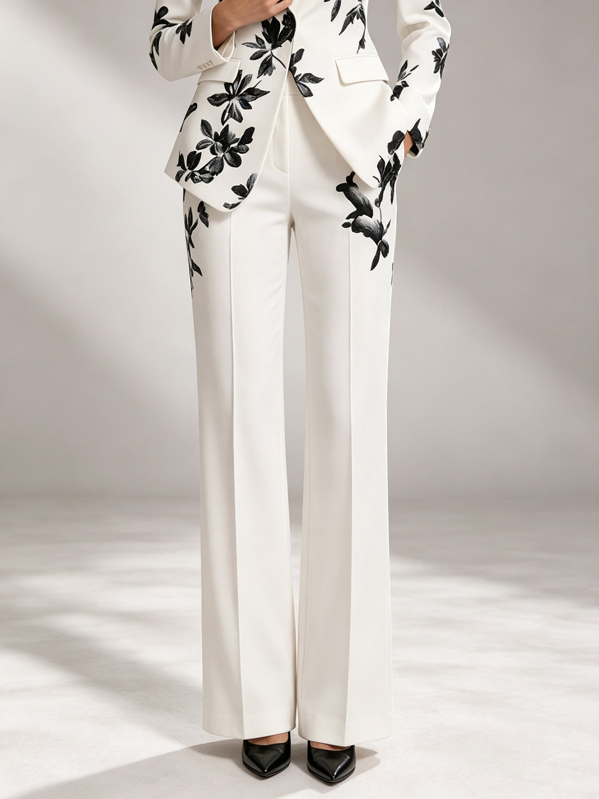 White Black Floral Print Notch Lapel Blazer & High Waist Wide Leg Pants 2-Piece Suit