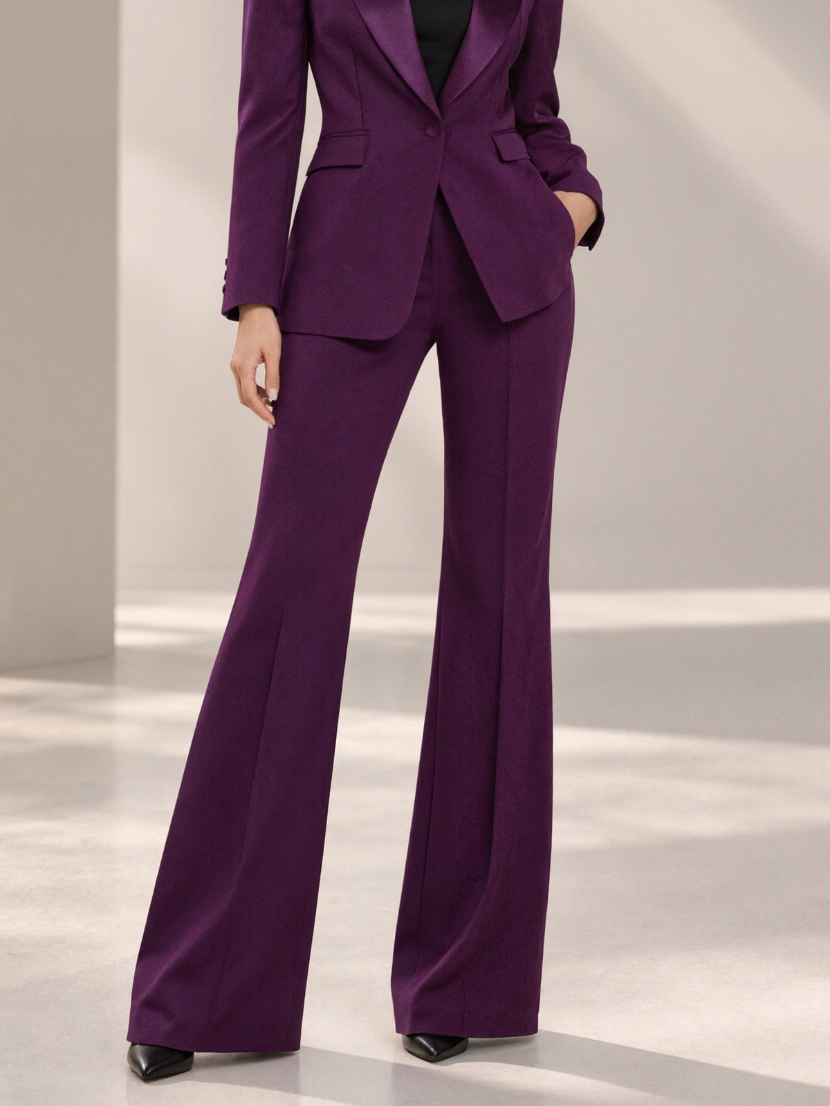 Purple Satin Peak Lapel Single Breasted Blazer And Pants 2-Piece Suit