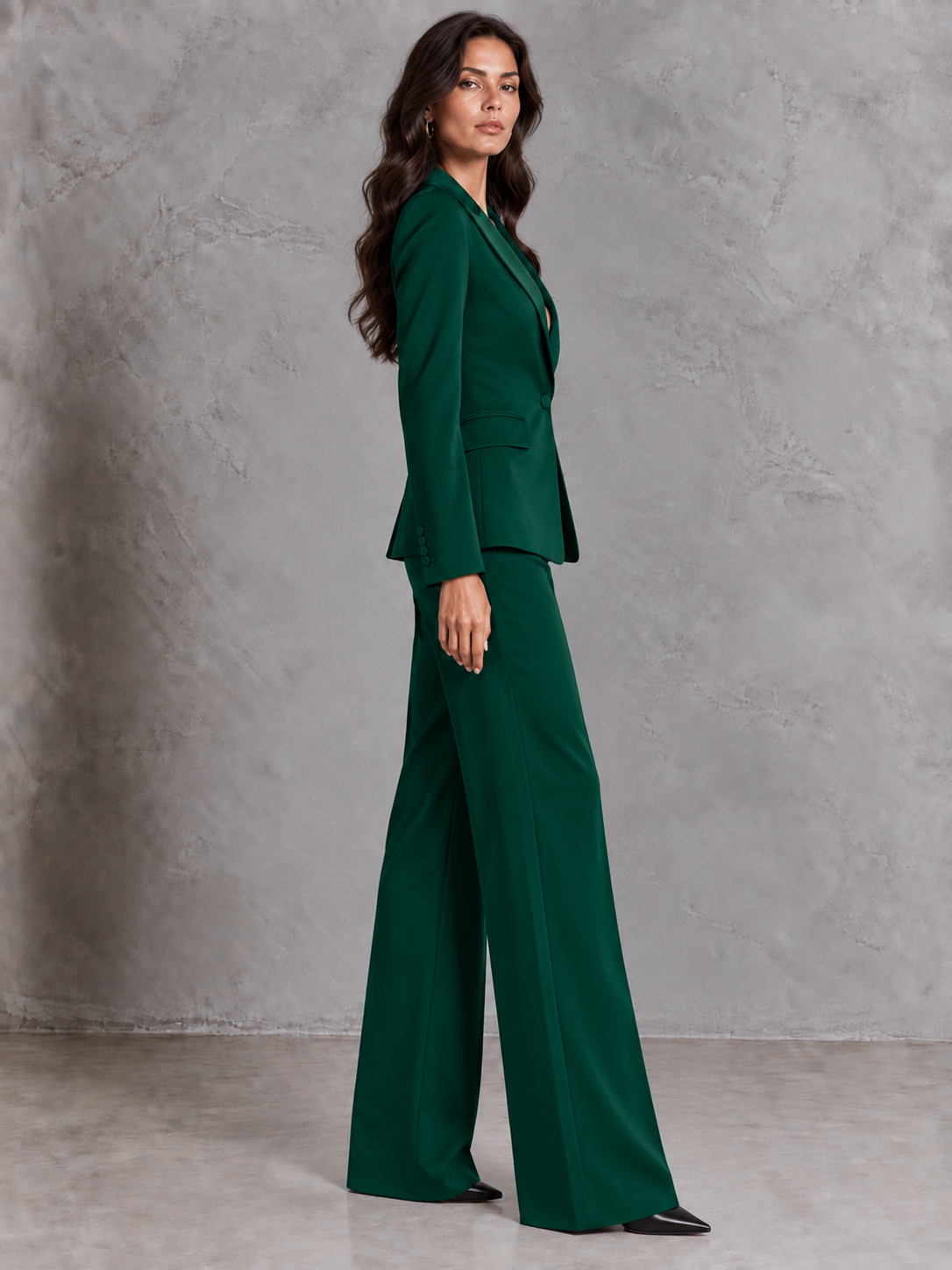 Green Single Breasted Blazer With Peak Lapels And Wide Leg Flared Pants 2-Piece Suit