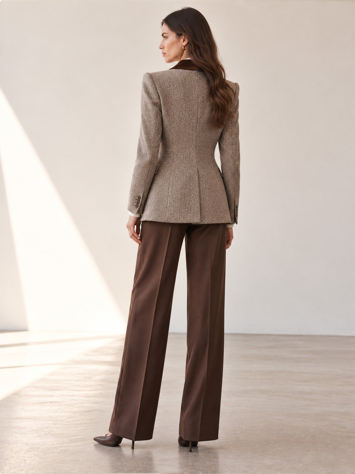 Dark Grey Oat Herringbone Peak Lapel One-Button Blazer + Leopard Vest + Coffee Straight Leg Pants 3-Piece Suit