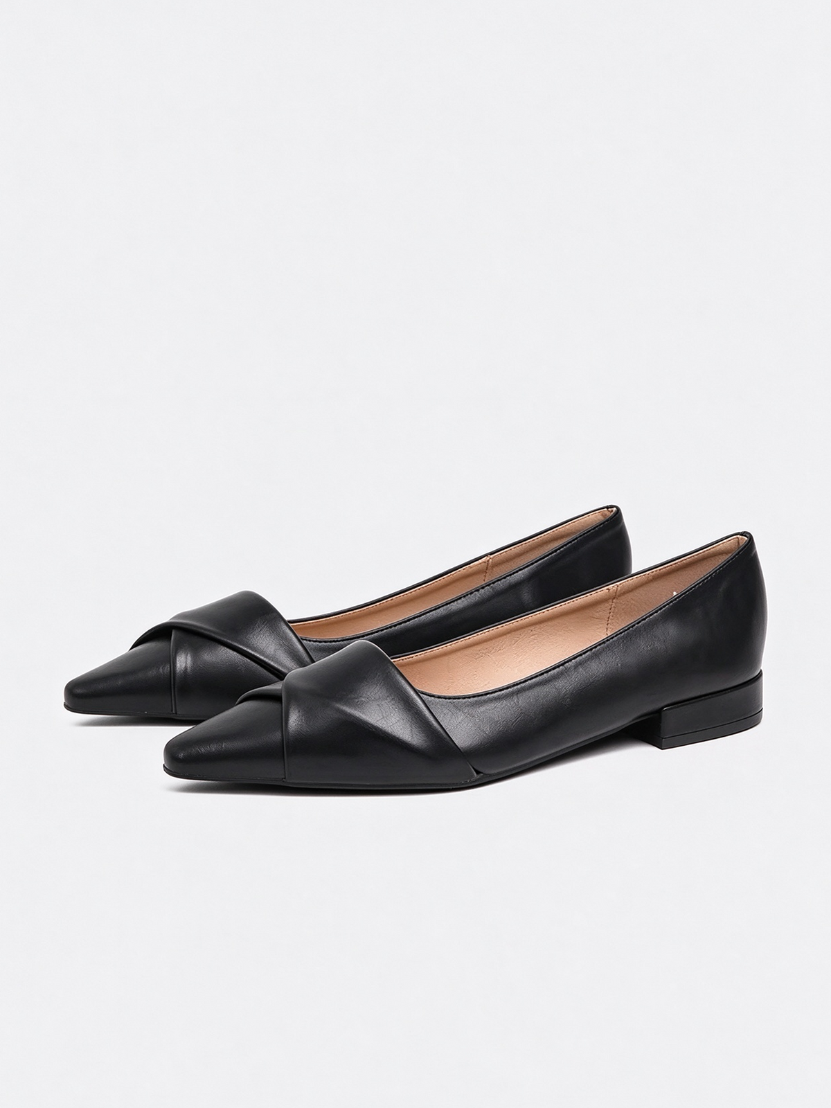Leather Twisted Pointed Toe Slip On Flats