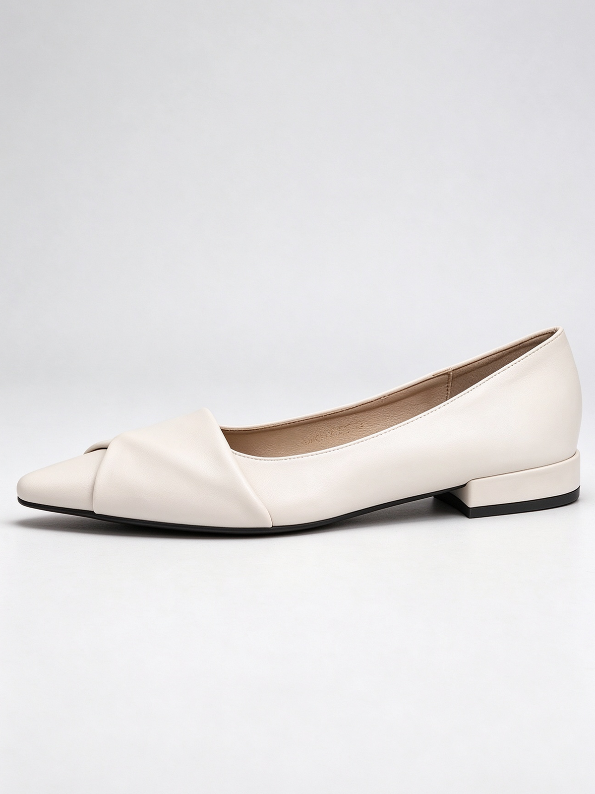 Leather Twisted Pointed Toe Slip On Flats