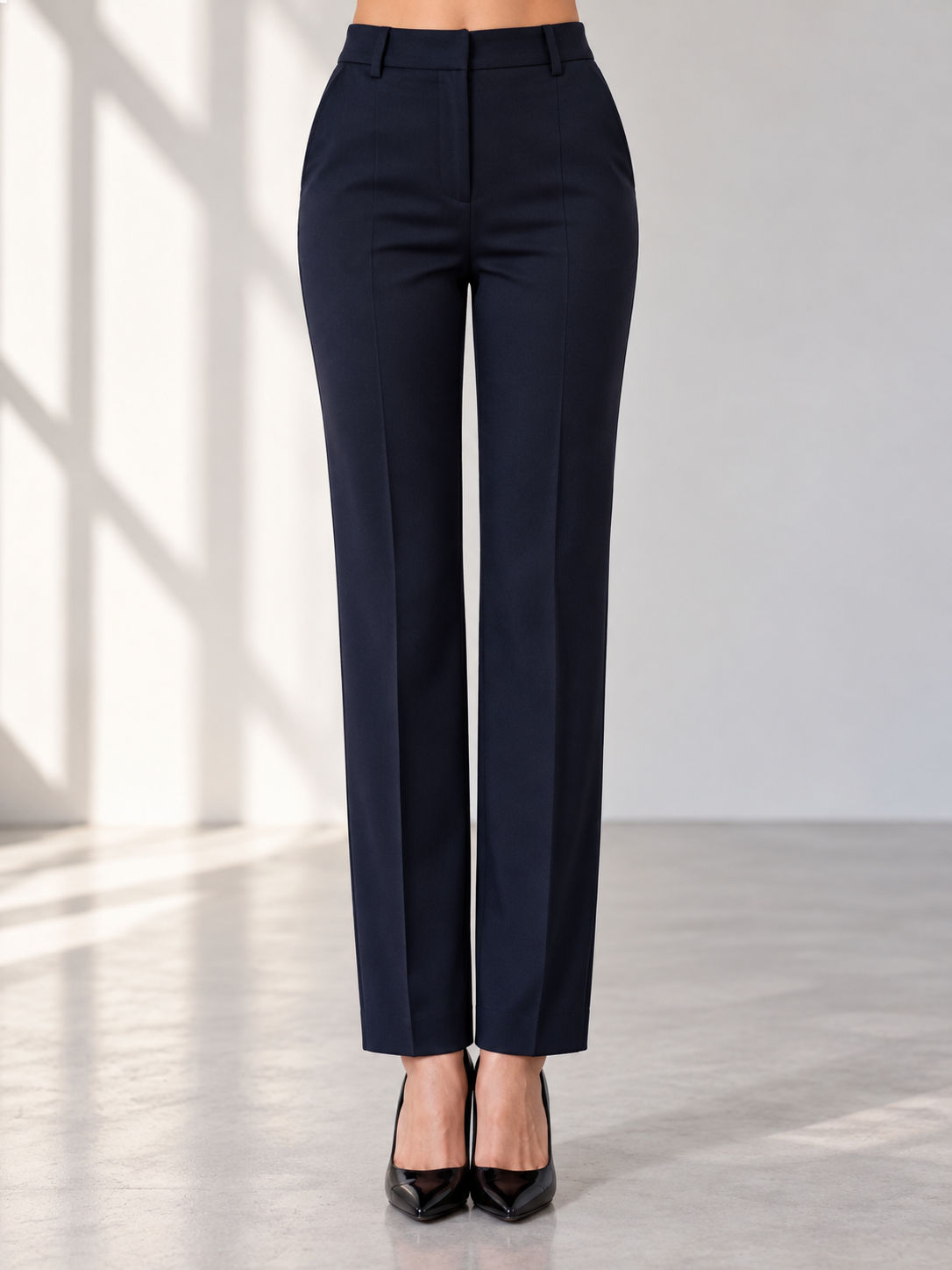 Dark Blue Peak Lapel Blazer & Vast And Cropped Pants 3-Piece Suit