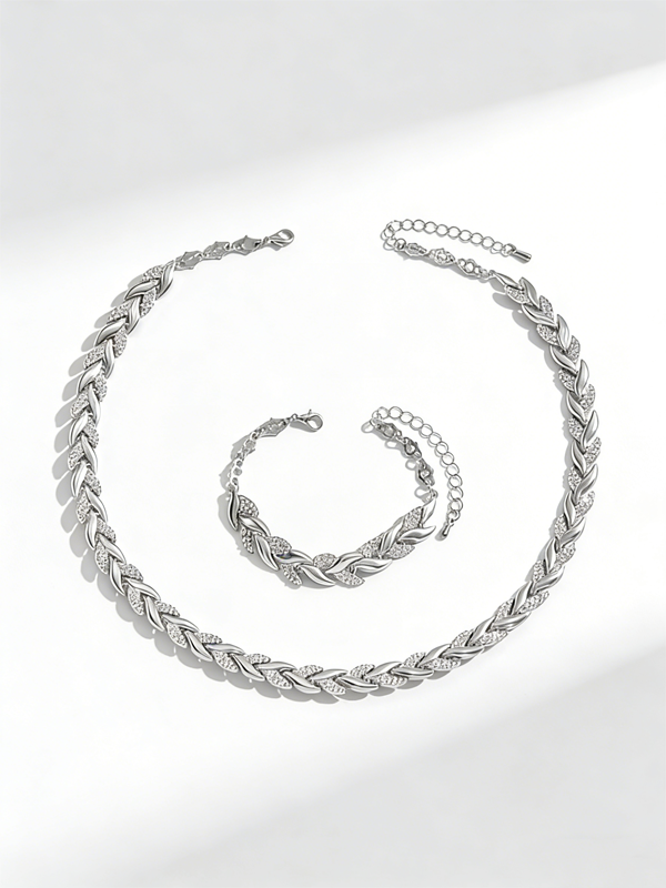 Elegant And Luxurious Leaf-shaped Necklace And Bracelet Set