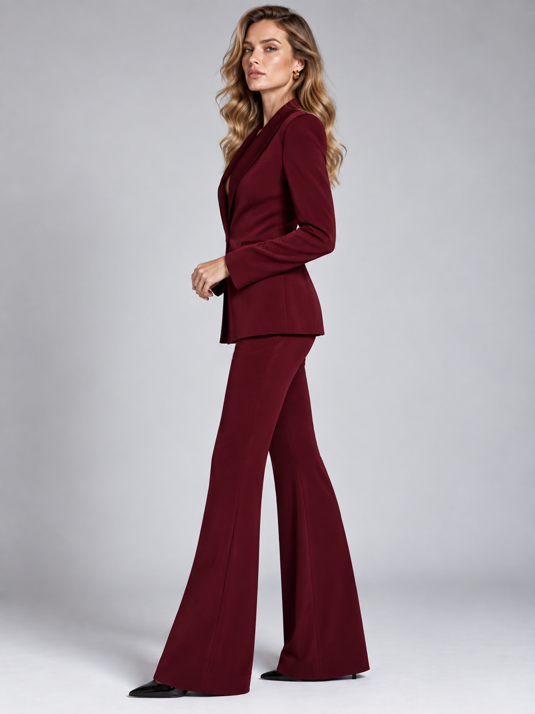 Burgundy Single Breasted Blazer With Peak Lapels And Flared Pants 2-Piece Suit
