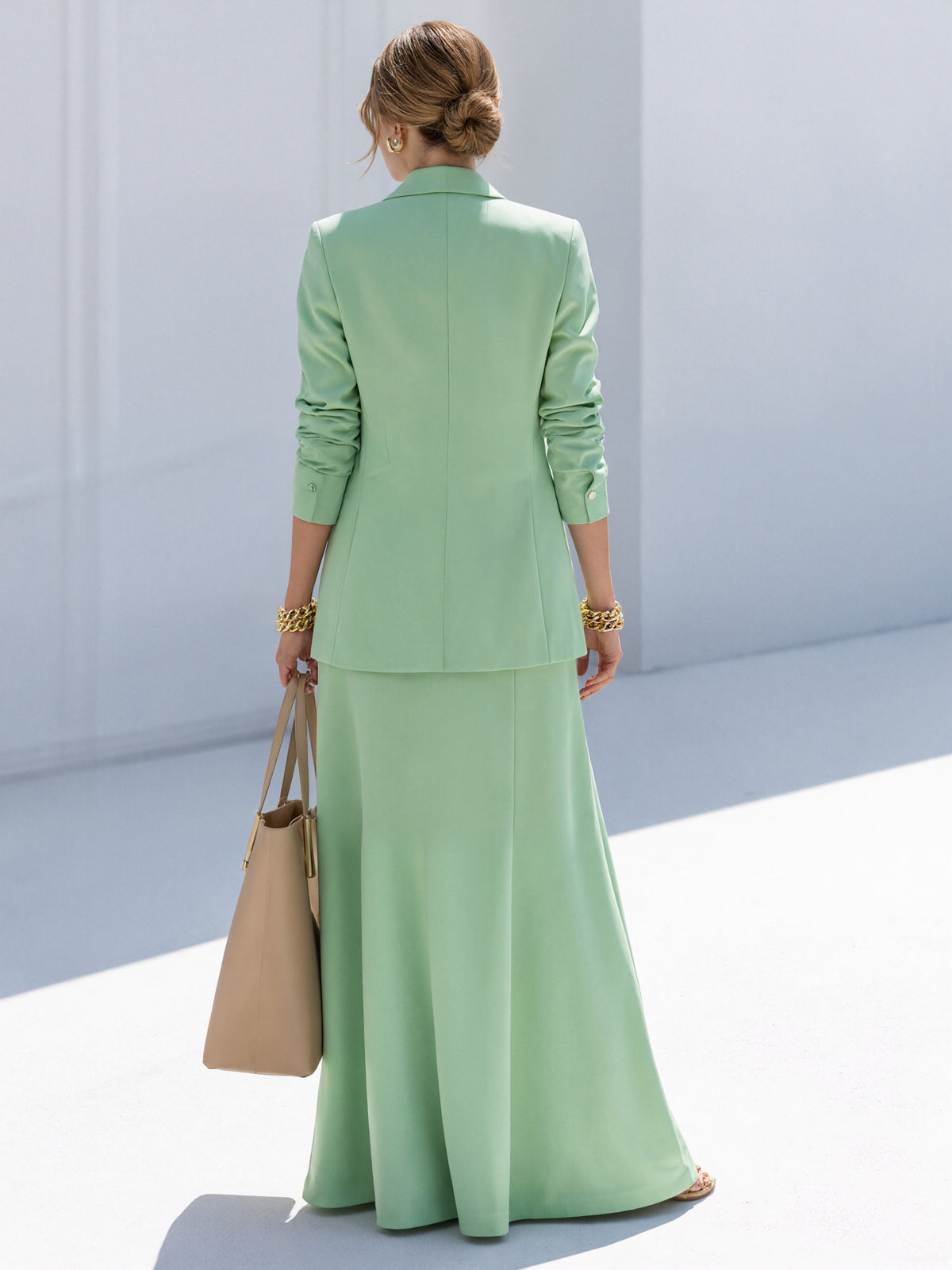 Light Green Blazer With Peak Lapels And A Long Skirt 2-Piece Suit