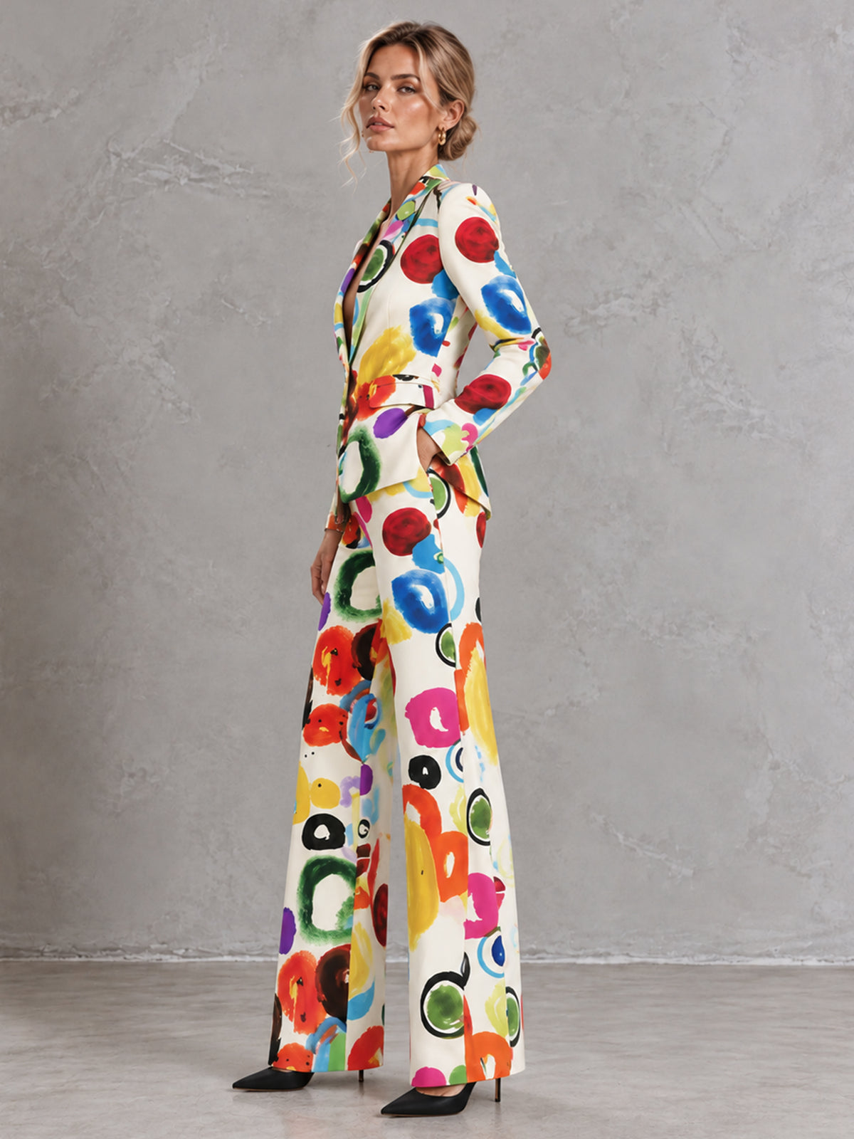 Colorful Printed Blazer With Peak Lapels And Flared Pants 2-Piece Suit