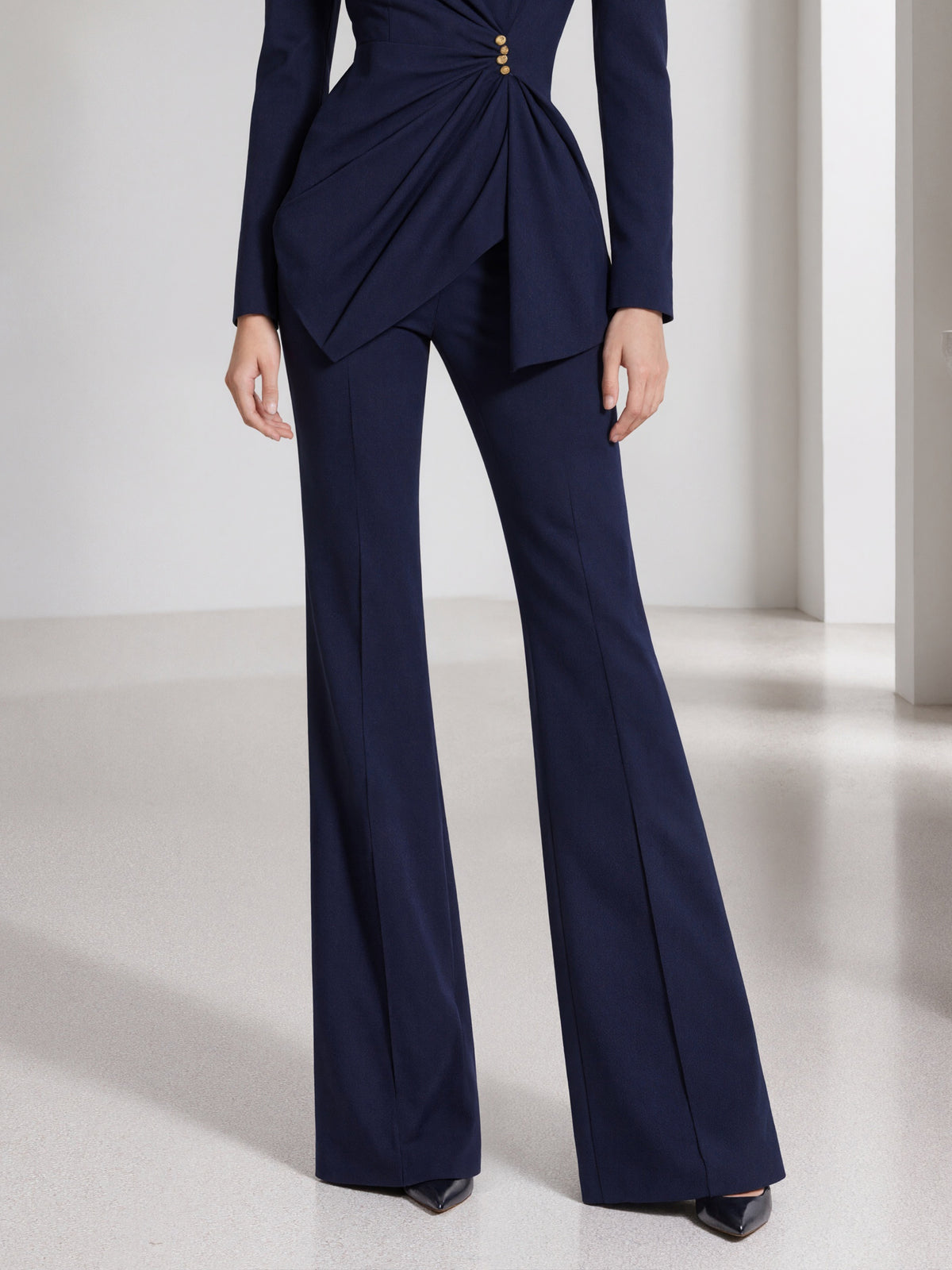 Dark Blue Peak Lapel Blazer And Flared Pants 2-Piece Suit