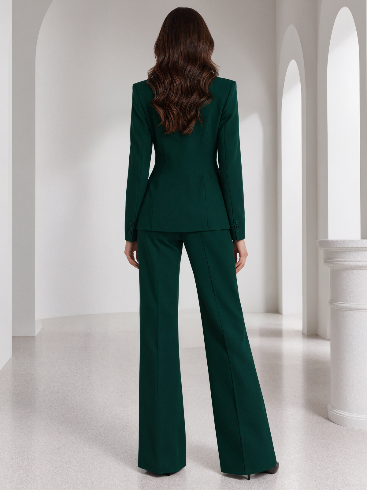 Green Single Breasted Blazer With Peak Lapels And Slightly Flared Wide Leg Pants 2-Piece Suit