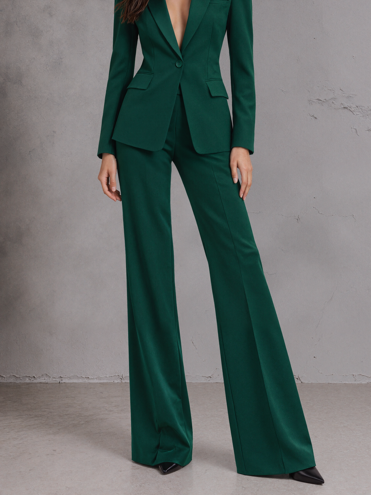 Green Single Breasted Blazer With Peak Lapels And Wide Leg Flared Pants 2-Piece Suit