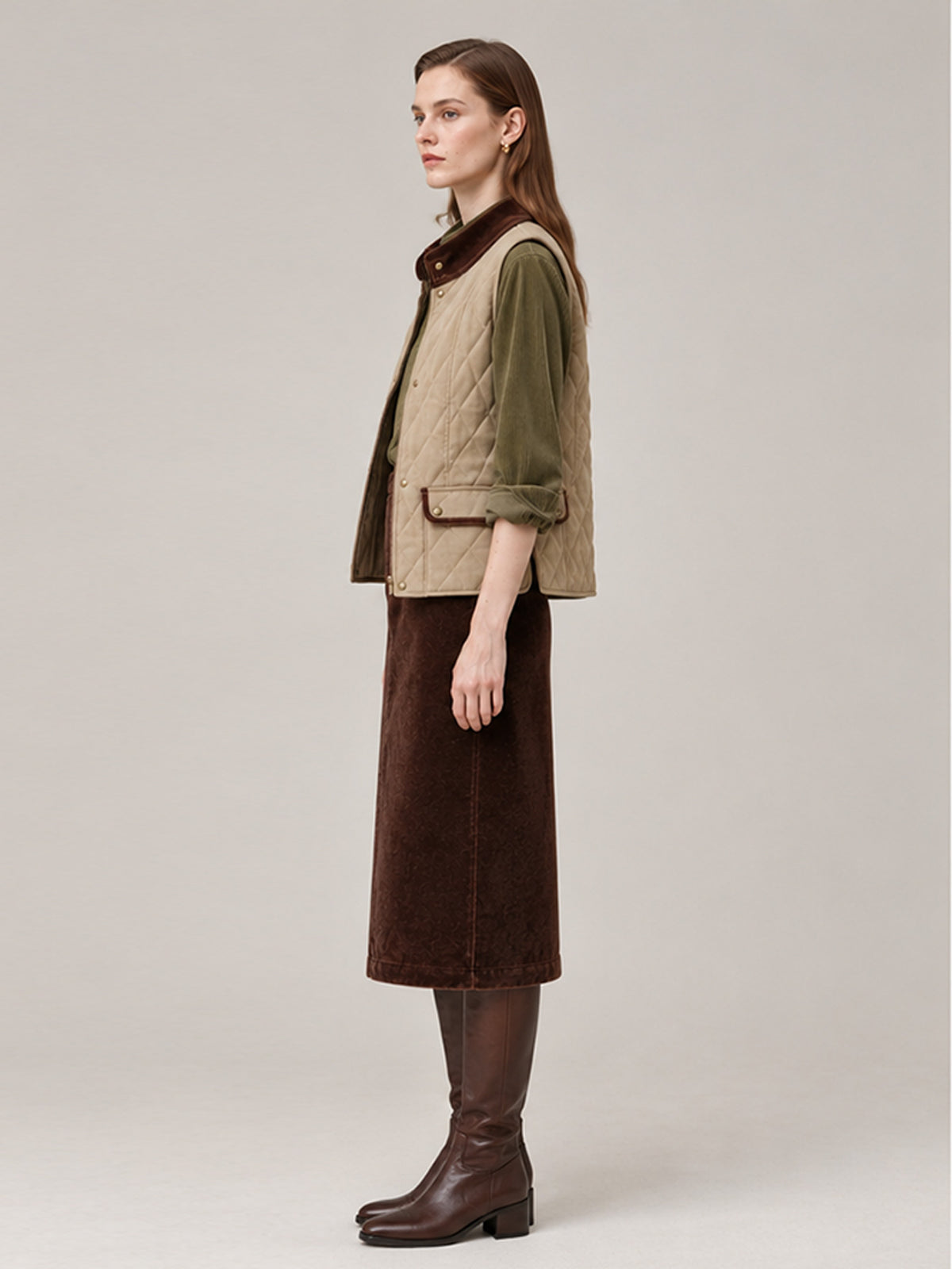 Light Khaki Quilted Velvet Collar Vest
