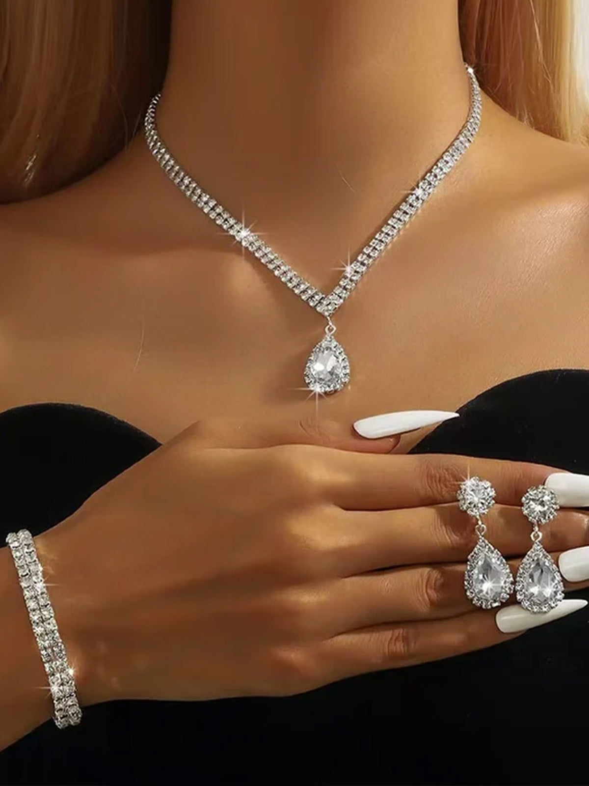 Double Dip Rhinestone Necklace Earrings And Bracelet 3-Piece Set