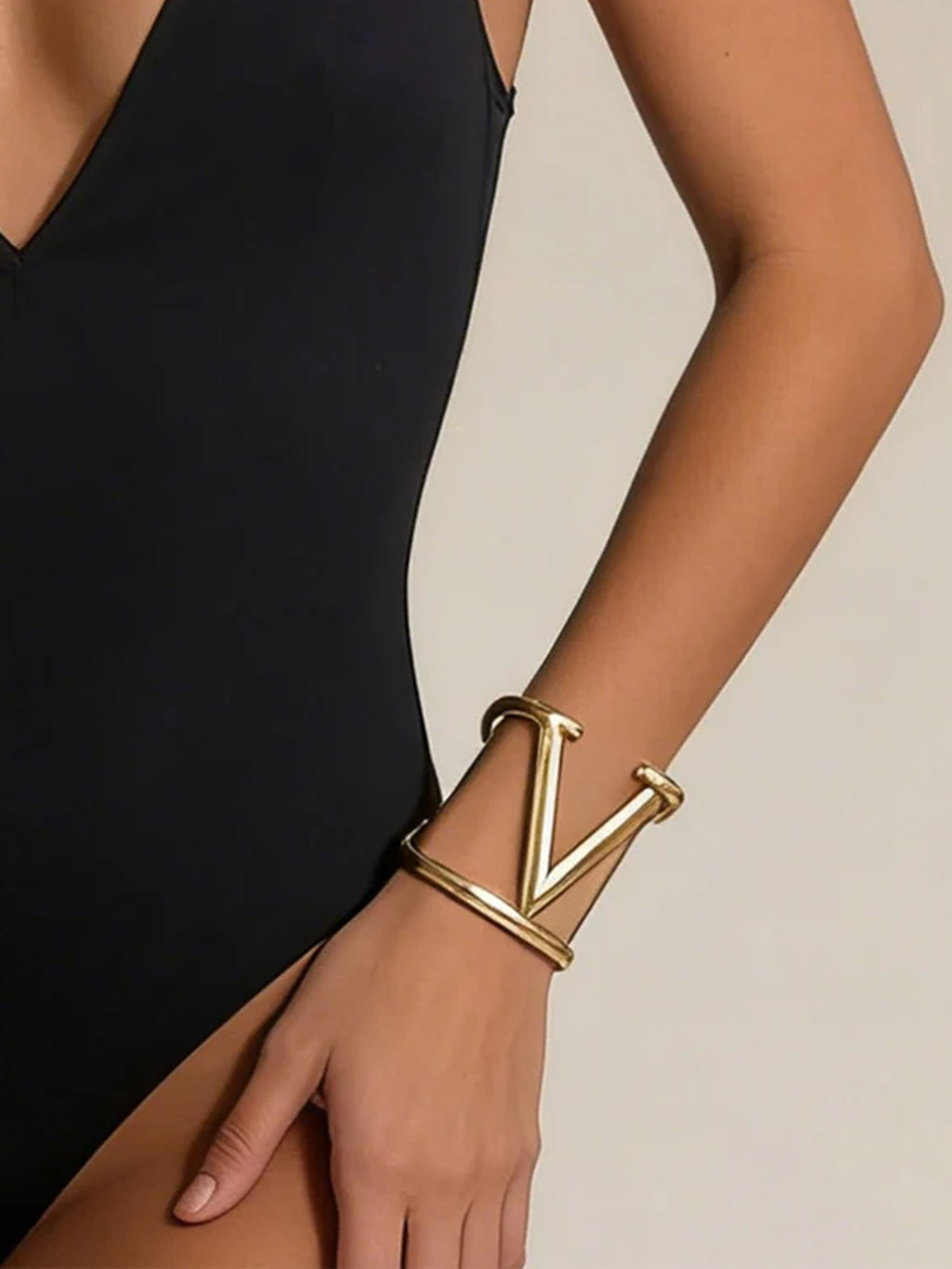Metal Strip V Shaped Open Bangle