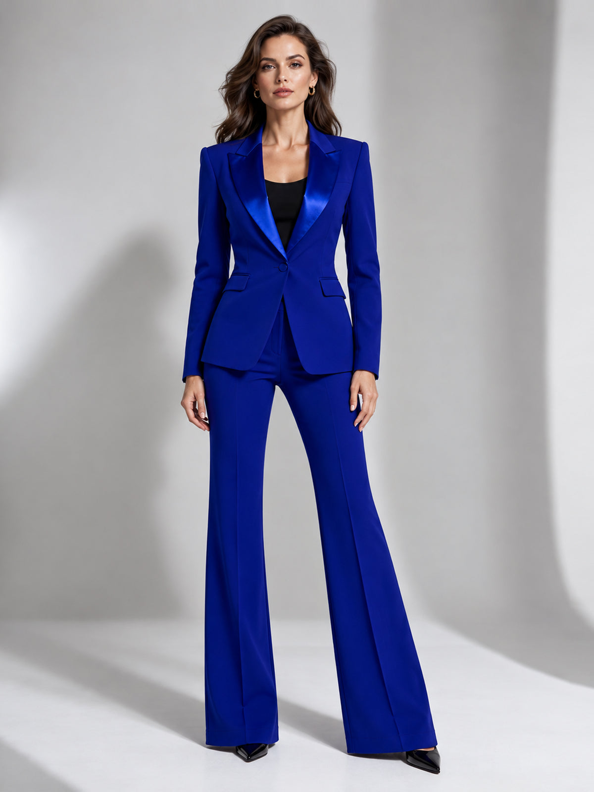 Royal Blue Satin Peak Lapel Single Breasted Blazer And Pants 2-Piece Suit